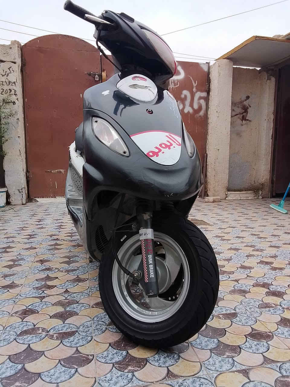 السلام عليكم اخوان
دراجة كامكو v1 نوزل موديل 2010 ماماشيه شي قليل ساعه معدل فول ملاح فول مكينة خير من الله ناعمه ما مفتوحه السعر850وبيها مجال للطيبين


**إذا كنت صاحب هذا الإعلان وتريد حذفه لأي سبب، رجاءا أرسل رسالة إلى الدعم الفني**