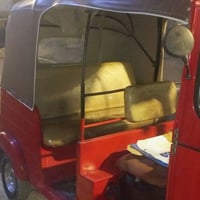 تكتك للبيع موديل 2018  سنوية ورقم عربي تحويل ثاني يوم لاضربه ولا خياس ...