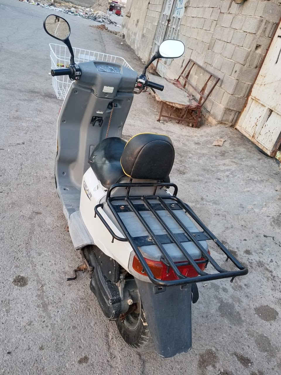 نوع بيكم سرعه 60نظيف نظيف كلش وشغاله سلف وهندر كهربايات شغاله محرك شلعه ومعدل تايرات جديد مكان مدينة صدر ***********
