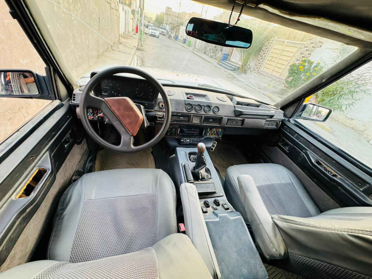 سلام عليكم   رانج روفر 1991 رقم ديالى
بيع او مراوس بسياره بي ام 

مكينه8 سلندر  بانزين 3900 صدر 70 بلميه  لوكير دفع رباعي شغال كهربائيات جاهزه  
 للأستفسار ‏‪***********‬‏
