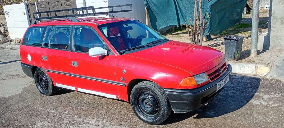 ئۆپڵ ئەسترا
مۆدێل 92
مەکینە1.6
تەحویل بەشەرت ڕەقەم مشروع وەطەنیە
سەنەوی تا29/6/2030 بەسەردەچێت
کۆ بۆن بەنزینی هەیە
بێ بۆیاغە 
گێڕو مەکینە بەشەرتی فیتەر
چوار تایەی تازەیە سەیارەکە کامل مەسرەفی کراوە ماڵی دۆستە
سعری(46)مەجالێکی زۆر کەم
***********
*********** كركوك, العراق
