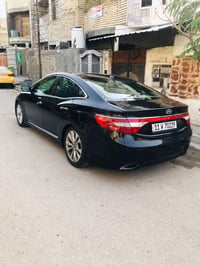 سياره للبيع ازيرا  مكينه سته فول vip  مديل12 بسمي مكان بغداد بلديات وا...