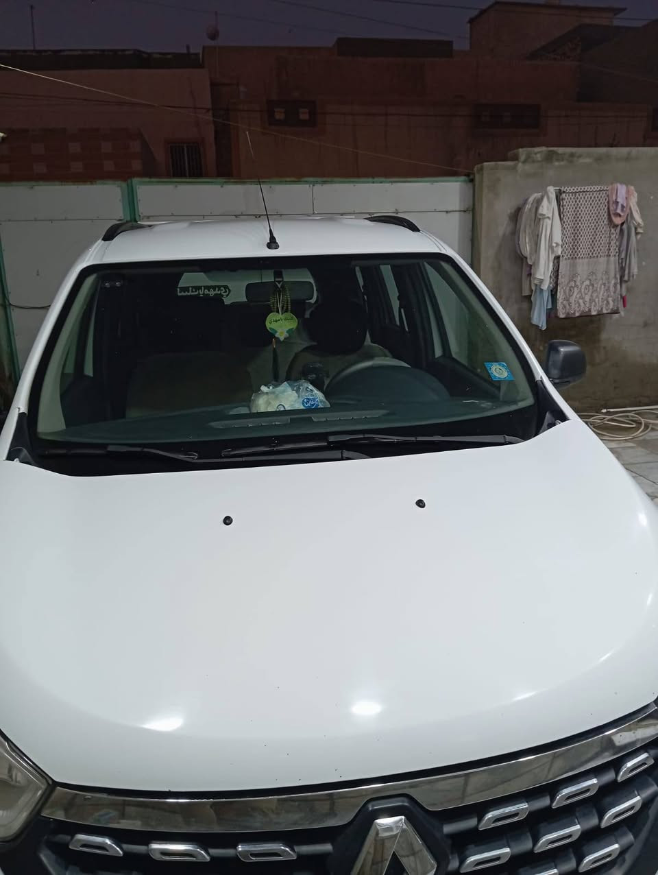 سلام عليكم رينو لودجي موديل 20 سيارة 7راكب مكانه بابل الحله للبيع سيارة بيهه بارد بالباب الي ورا صدر الباقي كفاله كير محرك كفاله تخم تاير جديد ويل كب جديد حداديه جديدة سيارة كاملة على اخر حبايه لايت زنون سيارة مطلوبه للمصرف باقي سنه وتصير حرة سعر 98وبيه مجال
للاستفسار اتصال فقط غير متواجد على الخاص
***********
