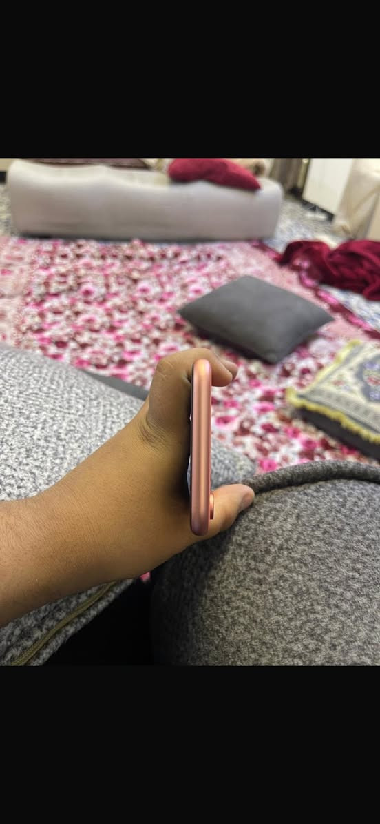 السلام عليكم ورحمة الله وبركاته جهاز ايفون اكس ار جهاز لوك بعدة بحالة الوكاله جهاز خيال مال زلغ مبي تشوفه تكلي مامستخدم هلكد مانضيف انضف اكس ار موجود حالياً بطارية ٨١ بلادية وين متريد افحص الجهاز ممفتوح نهائياً ونضافه ١٠٠/١٠٠ ذاكرة ١٢٨ شرق اوسط السعر ١٧٥ بي مجال بسيط جداً مكاني بغداد العطيفية
***********
