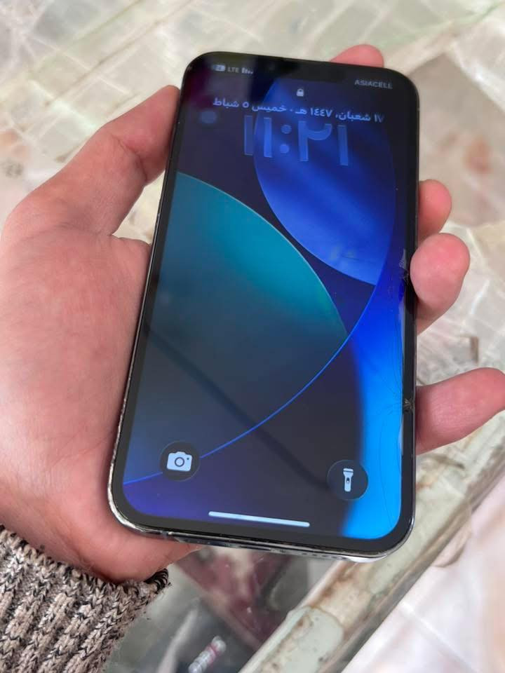 السلام عليكم ايفون 13 برو فقط
للمراوس شعندك جهاز نزله تعاليق
ذاكره 256 
بطاريه 76 
الجهاز مثل ما موضح بالصور بي ضربه بالكلاس موضحه بالصور ما مأثره باللمس طبيعي 
فيس ايدي شغال


**إذا كنت صاحب هذا الإعلان وتريد حذفه لأي سبب، رجاءا أرسل رسالة إلى الدعم الفني**