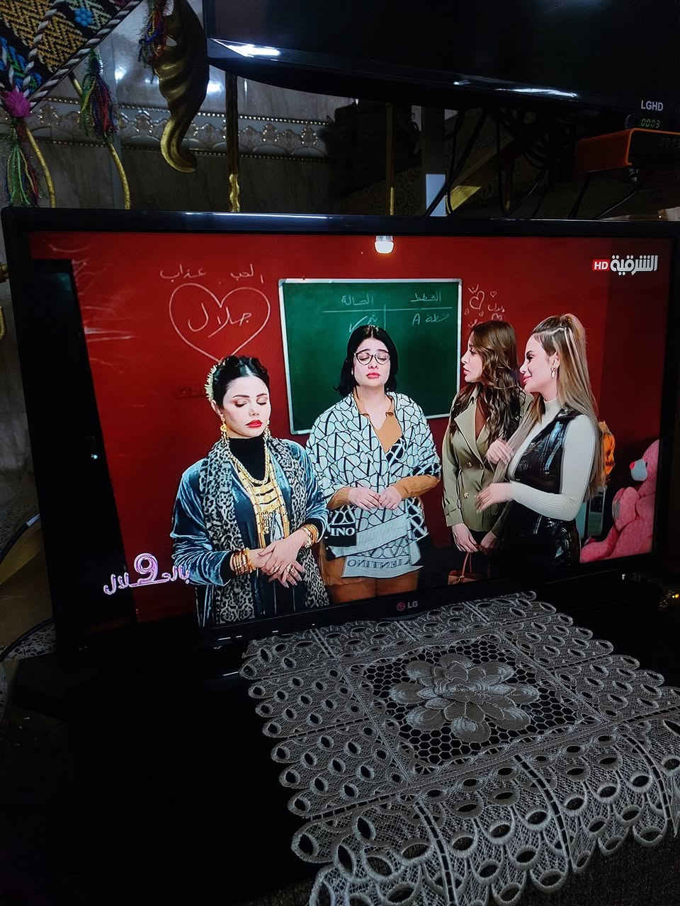 ابلازمه الجي كوري اصلي مبدل بيها بس لدات والدات اصليات شركه حجم ٣٢ حيل نضيفه ماني بلسريدات يم سيطرة الشعب القديمه التواصل خاص او على الرقم ***********
