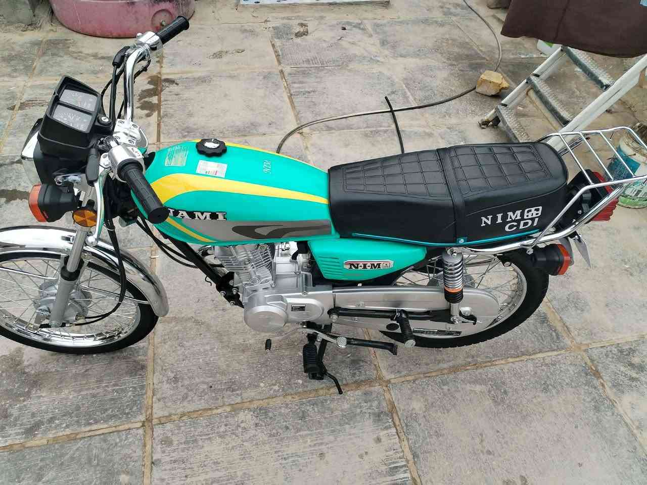 السلام عليكم دراجه نامه متياز الاصلي لون مميز مديل ٢٧ ركزلي عله المديل  مكاني ديوانيه سدير ***********
