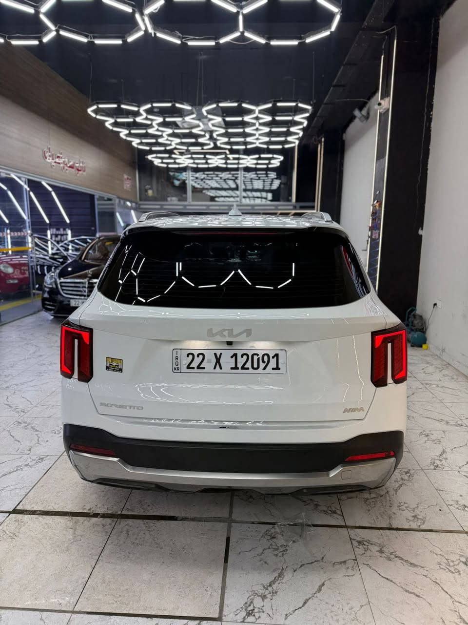 سلام عليكم
سياره سورنتو موديل ٢٠٢٥ خليجي  جديده جداا  بعده كله بالتغليف الشركة 

مواصفات سياره فول ١/١ عدا كشتات
 جلد وكاميرات ٣٦٠
بانزين 

أربع سلندر حجم المحرك ٢٥٠٠ توربو 

لون ابيض 

ويل ١٧ 

تبريد ثلاثة قطع 

بصمة تشغيل وابواب جنطة 

تشغيل عن بعد 

كأمره دواره 

كشتات كهرباء ⚡️ 
كشتات الخلفيه قلابه كهرباء ⚡️ 
شاشة متصله 

كير ماوس 

شفتات ستيرن 

حساسات ٣٦٠

ثلاث انظمه قياده 

شحن لاسلكي 

منافذ تايبسي 

بصمه عدد اثنين 

جنطه كهرباء ⚡️ 

بلوجكتر لد 

مري شفط 

ترحيب 

لد مخفي متغير الآوان 

دمام بوس 

سبعه راكب 

سبير ما نازل 

سياره جديده جداا 

في الضمان خمسه سنوات  
سعر  280$ 

***********
