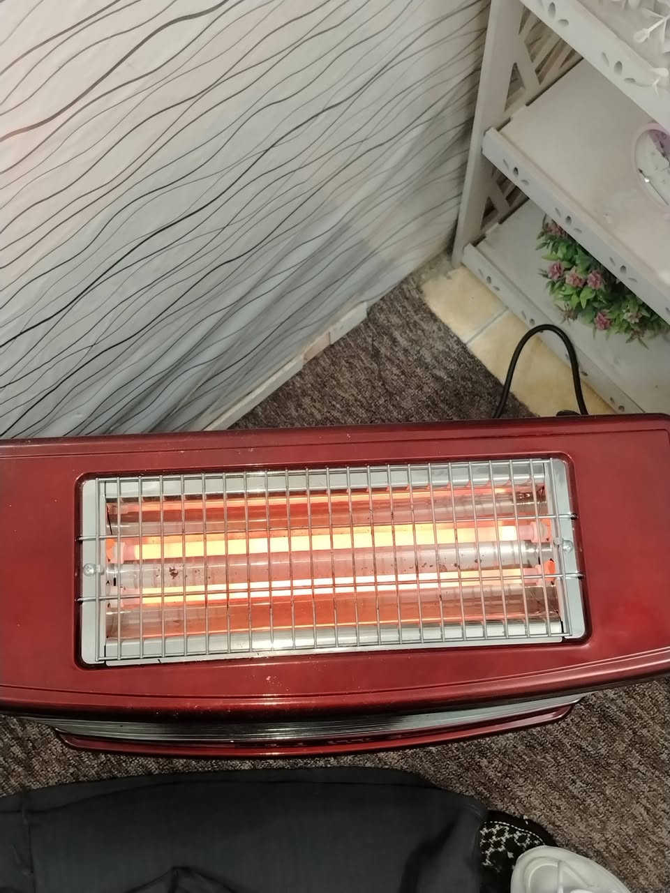 السلام عليكم صوبه للبيع شركه نوال الاصليه كلشي مابيهه قبل يومين اخذتهه بس طولت الواير مالتهه فقط سعر 50 وبيها مجال المكان حله حي المعلمين رقم الهاتف *********** بي واتساب
