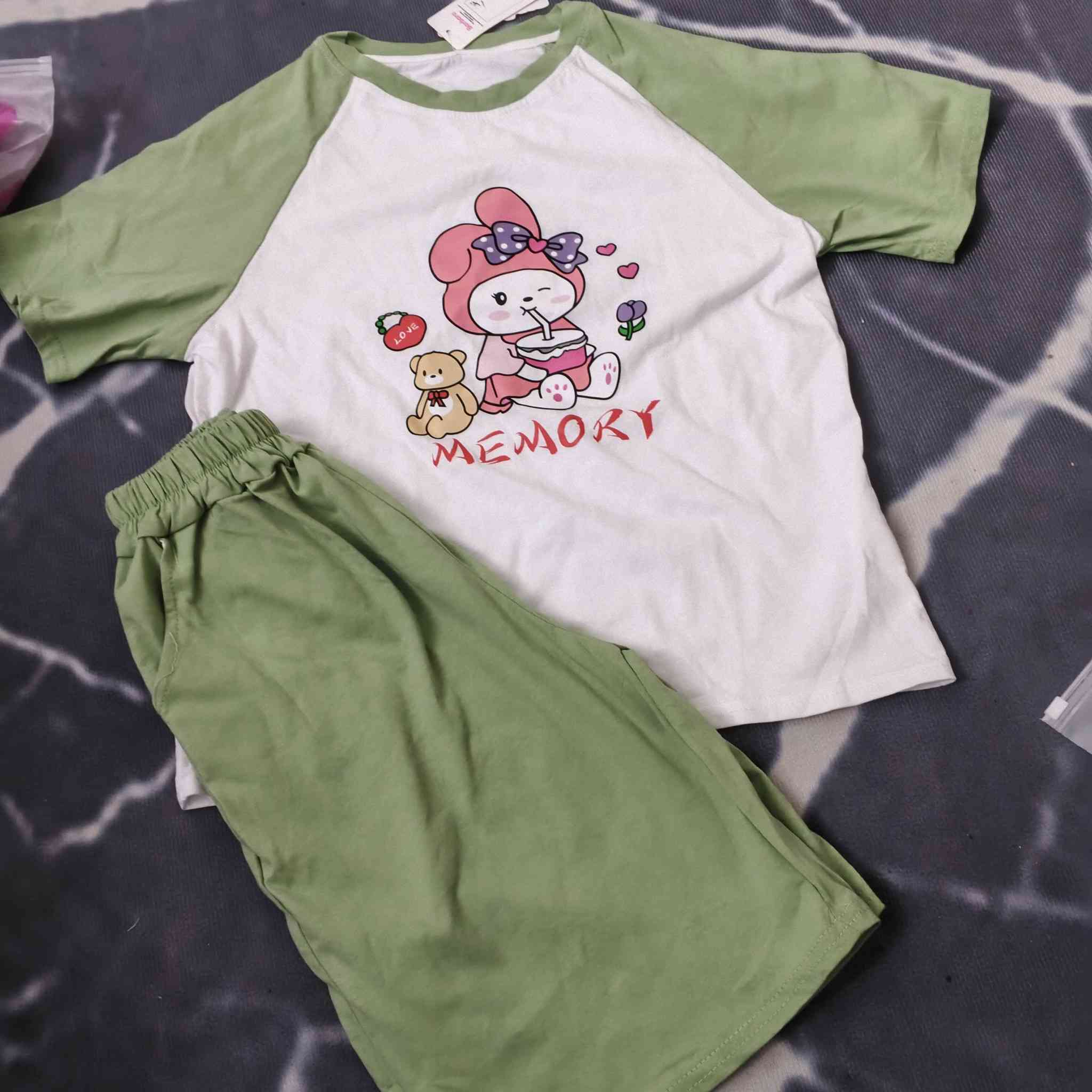 ملابس اطفالمن عمر ٣سنه _٩سنه والأسعار مناسبه 🔥🔥🔥
#اشاره


**إذا كنت صاحب هذا الإعلان وتريد حذفه لأي سبب، رجاءا أرسل رسالة إلى الدعم الفني**