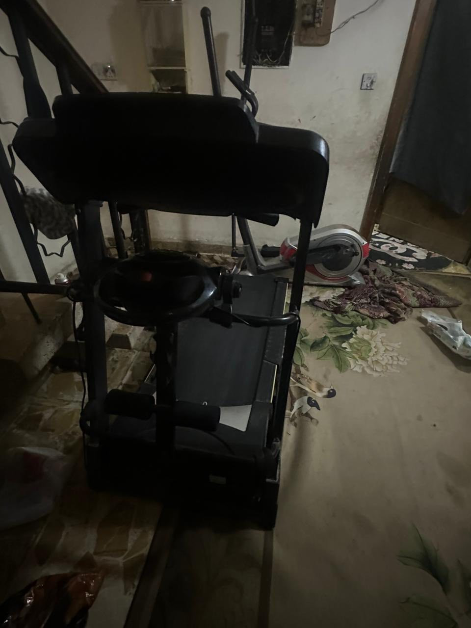 السلام عليكم للبيع جهاز جري نضيف حجم كبير به عدة سرعات و بي شاشة تعد الركض و دقات القلب نضيف ما بي شي مكاني بغداد السيدية السعر 155


**إذا كنت صاحب هذا الإعلان وتريد حذفه لأي سبب، رجاءا أرسل رسالة إلى الدعم الفني**