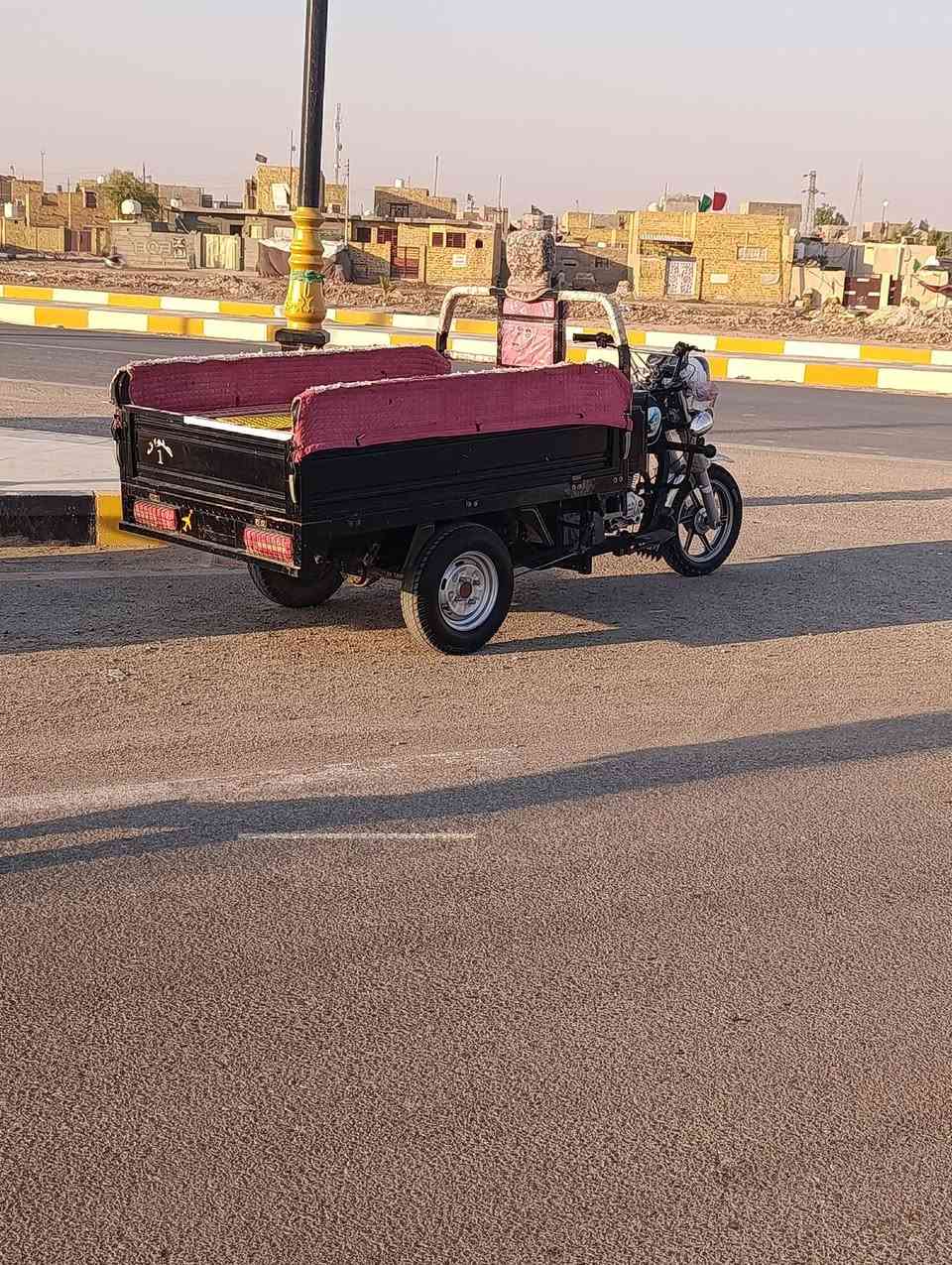 السلام عليكم ستوته البيع موديل ٢١ طالعه بل ٢٤ ستوته جديده كله بلاد برغي ما مفتوح بيها 
*********** مكان الرفاعي
