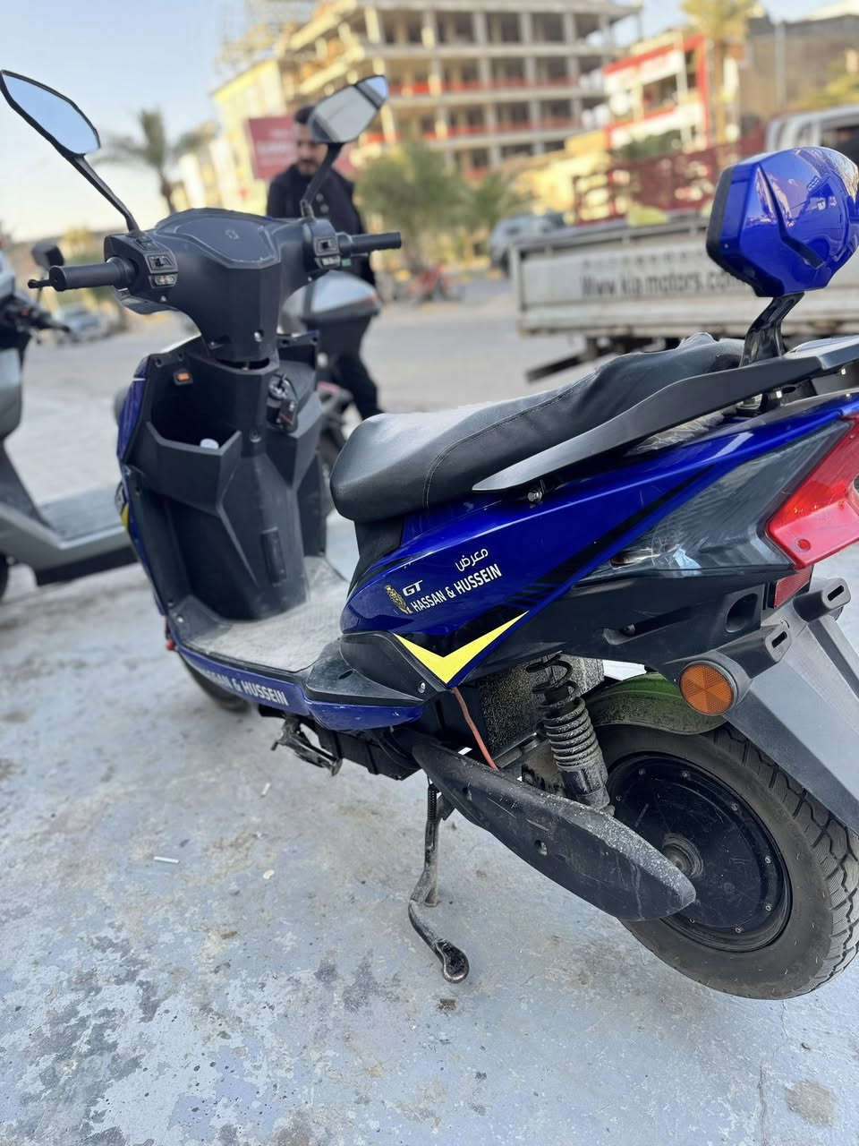 سلام عليكم دراجه سكنس 2025 دراجه جديده كلش استعمال قليل
6بطاريات كبار سرعتها60
اشاير يمنه يسره
3 سرع 
السعر 600
***********
