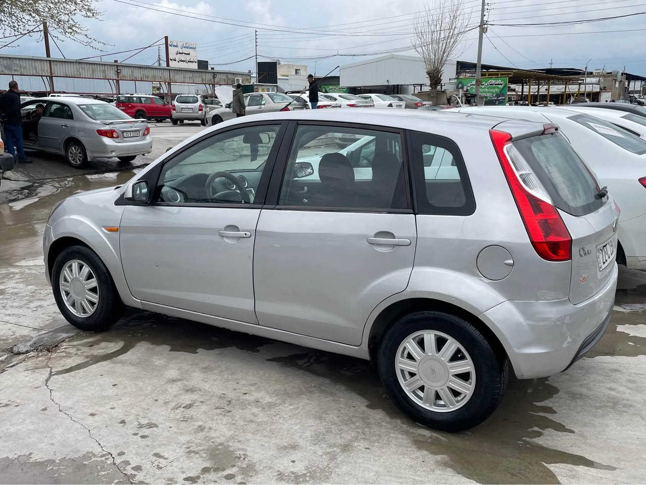 فۆڕت فیگۆ مۆدێل ٢٠١٢ سەنەوی تازە ٤ تایەی لۆک گێڕ مەکینە بەشەرت تەبرید تەقە و ڕەقەش بەشەرت کالبونەوەی نیە ٣ پارچەی بۆیاخە بەبێ ناوگرتن شاشە ئایپاد ناوی زۆر جوانە بۆ زانیاری زیاتر *********** السليمانية, العراق
