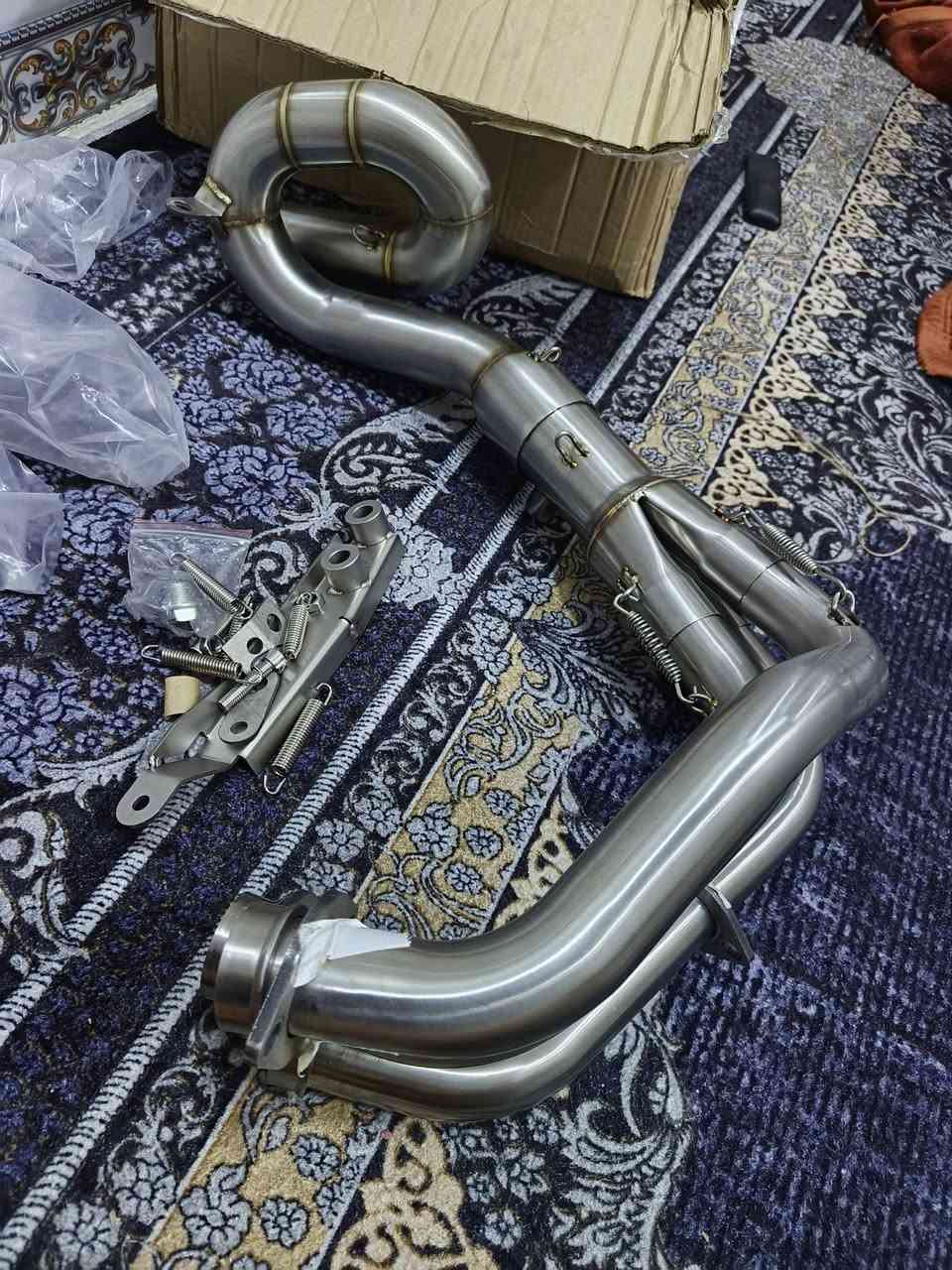 صالنصة بهذا الشكل جديدة بالباكيت هي وغراضها كاملة قيم باليرضي الله وبالعافية
واتساب ***********
