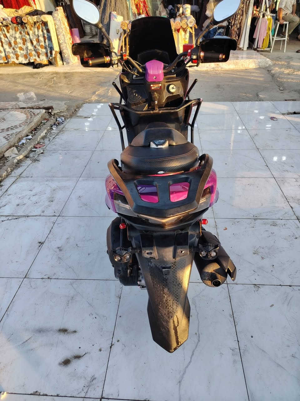 سلام عليكم دراجه البيع موديل 25 دراجه نضيفه سعر 550 مكان خان بني سعد رقم ***********
