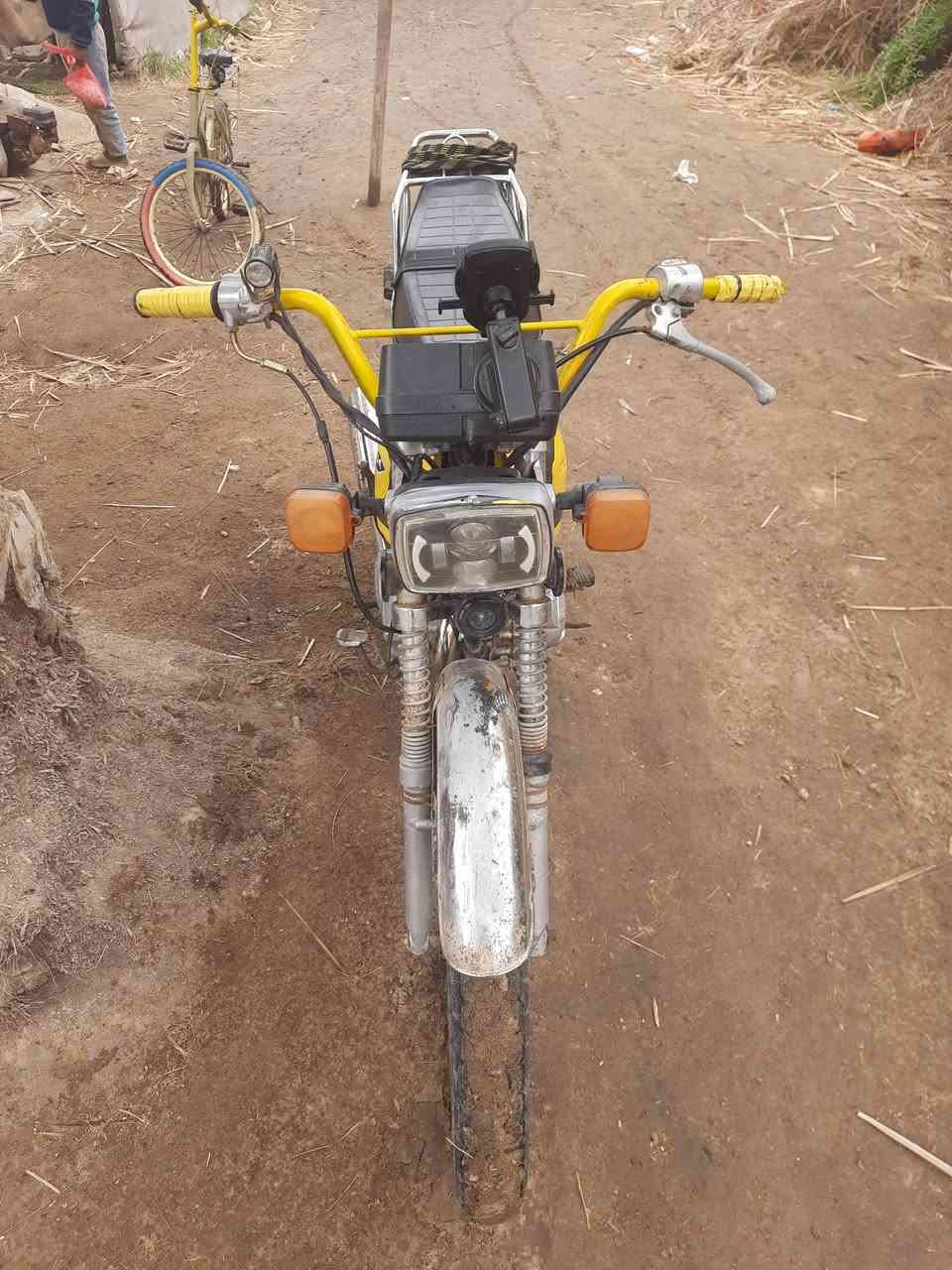 دراجه للبيع جاهزه من كل شي كلك مكفوله السعر ١٧٥ قفل كربلاء الحسينيه ***********
