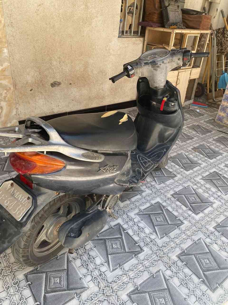 السلام عليكم دراجه لكزز نضيفه دراجه حلوه صوتها ناعم ب350 مكاني معقل ***********
