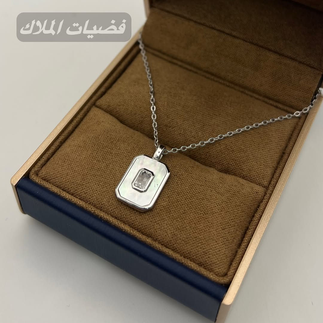بعالم الفخامة والأناقة نقدم إليكِ المناسب لسحركِ 
فضيات الملاك ✨
📍المنصور شارع الرواد عمارة برج الماس قرب مول المنصور مجاور فلافل لبنان 
...📍للحجز او الاستفسار اتصل على الرقم ***********
قلادة سوار محبس فضة تخم سبحة تعليقة مفتاح 
#Baghda jwellery#Jewellery#beauty#gold#diamondIraqneclessejewellerydesiners
‏personalizedgifts customkeychains namesake inspirationalquote uniquegiftideas silveraccessories handcrafted giftsforher giftsforhim thoughtfulgifts memorablegifts keepsakes giftideas personalizedjewelry madebyme اكسسوار فضيات فضة عيار ختم

