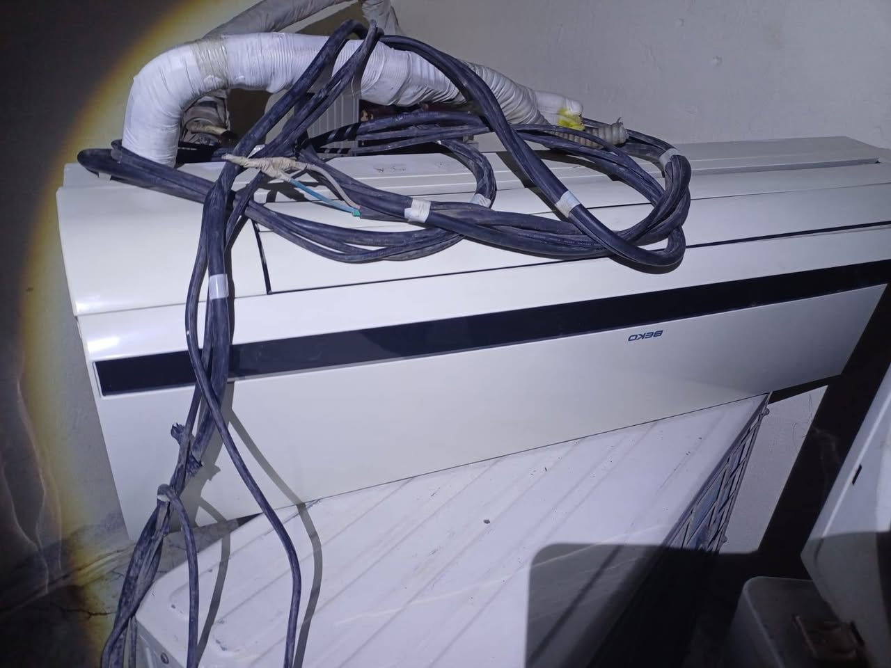 سبالت للبيع انواع سبالت موجوده طنين وطن ونص و3طن موجود
*********** اسيا
***********كورك
