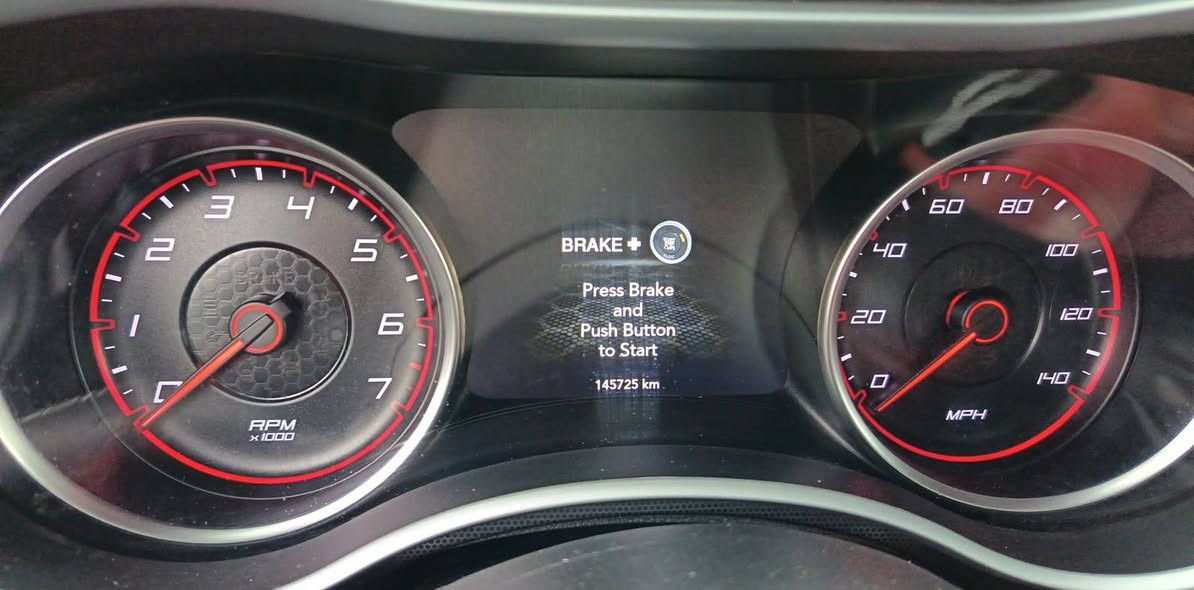 جارجر للبيع 2018 شركه هارلم بيه قطعتين تبديل بدون دوخل كير محرك ابشرط سياره SXT بيه بركود بنزين هم سياره بل حقيقه بعد احلى سعر 210) ***********
