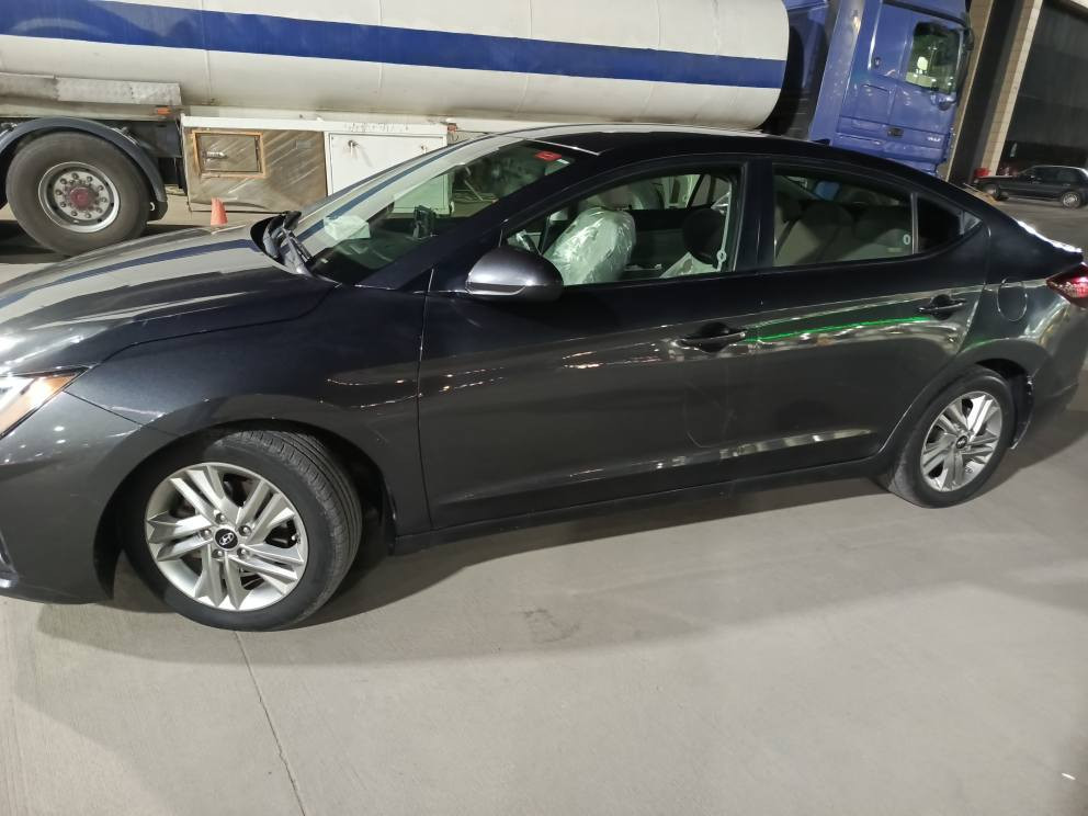 النترا 20 امريكي سمنتي بصره معوقين 
محرك 2000 كير AT حادثه جاملق خلف السائق أو وجه الصندوق مصبوغ ولجاملق الثاني الخلفي فقط كليربدون اي طخه وحاليا بيها طخه بلبنيد 
لايت زينون تايرات جدد باتري جديد
3 انضمة قياده وS
قياده ذاتيه 
تنبيه الصتدام 
شاشه كار بلي
ضغط الاطارات 
وباقي المواصفات المعروفه
عنوان بصره جمهورية...السعر 128$
تواصل فقط تصال او واتساب *********** البصرة, العراق
