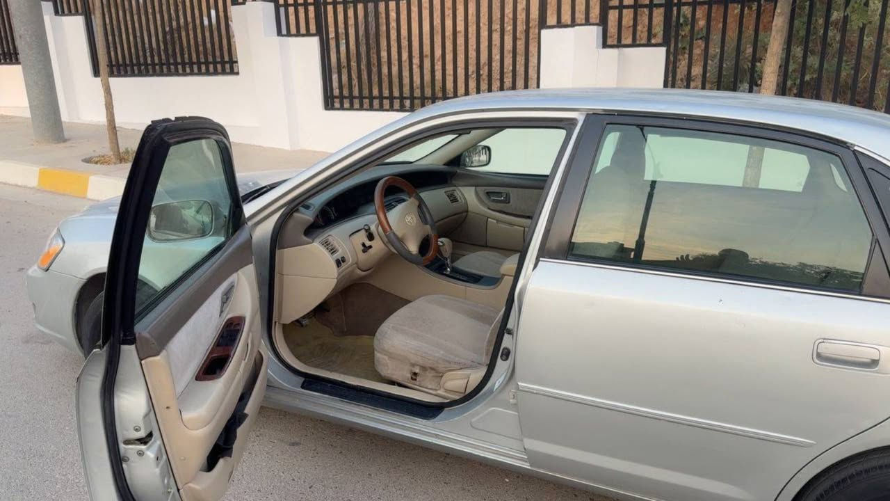 ئەڤەلۆن مۆدێل ٢٠٠٢ مەکینە موحەسەن .ڕەقومو سونەوی نوێیە بەناوی خۆمانەوەیە.گێڕو مەکینەو تەحویلو غەرامەوتەقەو ڕەقەی بەشەرت نرخی ٦٨ گەڵاو مەجالێکی کەم 
***********
*********** شربازهير, السليمانية
