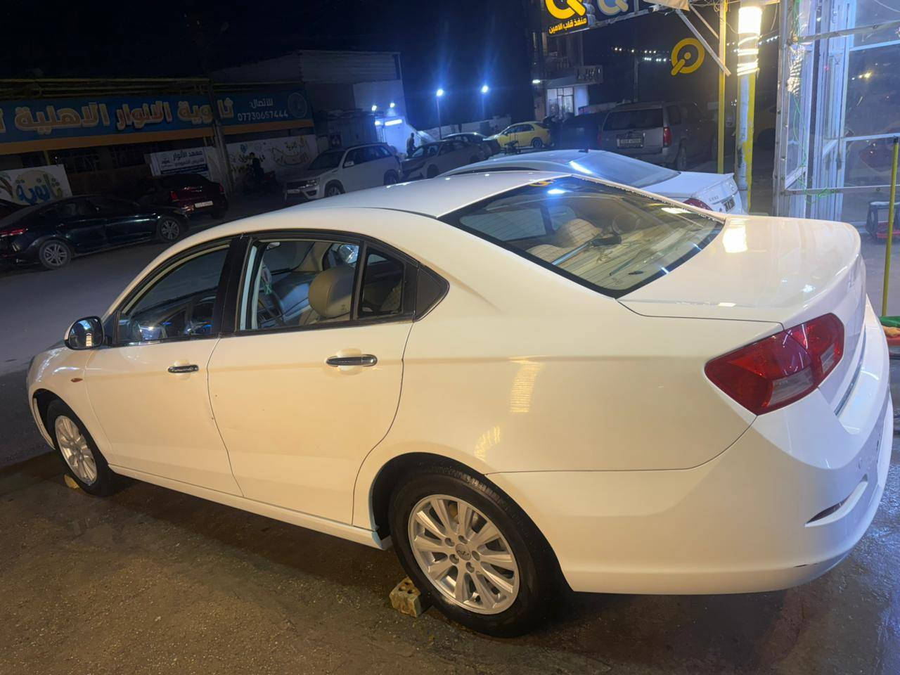 السلام عليكم للبيع شيري استرا 2014جديده مكفوله كفاله عامه زيرو ماشيه 28الف فول مواصفات السعر 65 وبيه مجال بسيط اخوان السياره برغي مامفتوح بيه بحاله الوكاله العنوان بغداد الامين ***********
