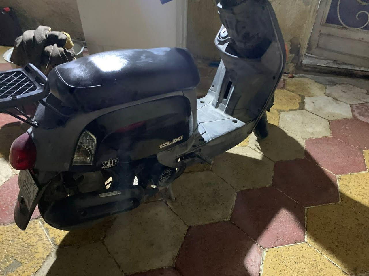 بوليس موديل 8 نضيفه كما موضح بالصوره 
مكان كربلاء كابريته 
سعر 750 وبيه مجال 

***********
