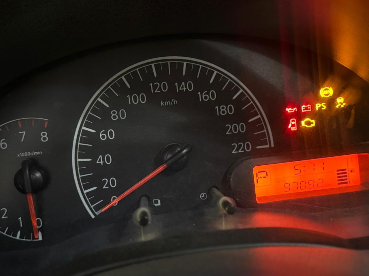 السلام عليكم
نيسان صني للبيع
2024
بليته زرگه
رقمهه اربيل بأسم الشركه
مكفوله من المعجون والصبغ والفتح والتبديل بيهه بارد بسيط بالباب مامصلح ع حطته وبيهه طختين بسيطات كلش 
البصرة الحيانيه   شارع ٦٠
سعر 115
***********
