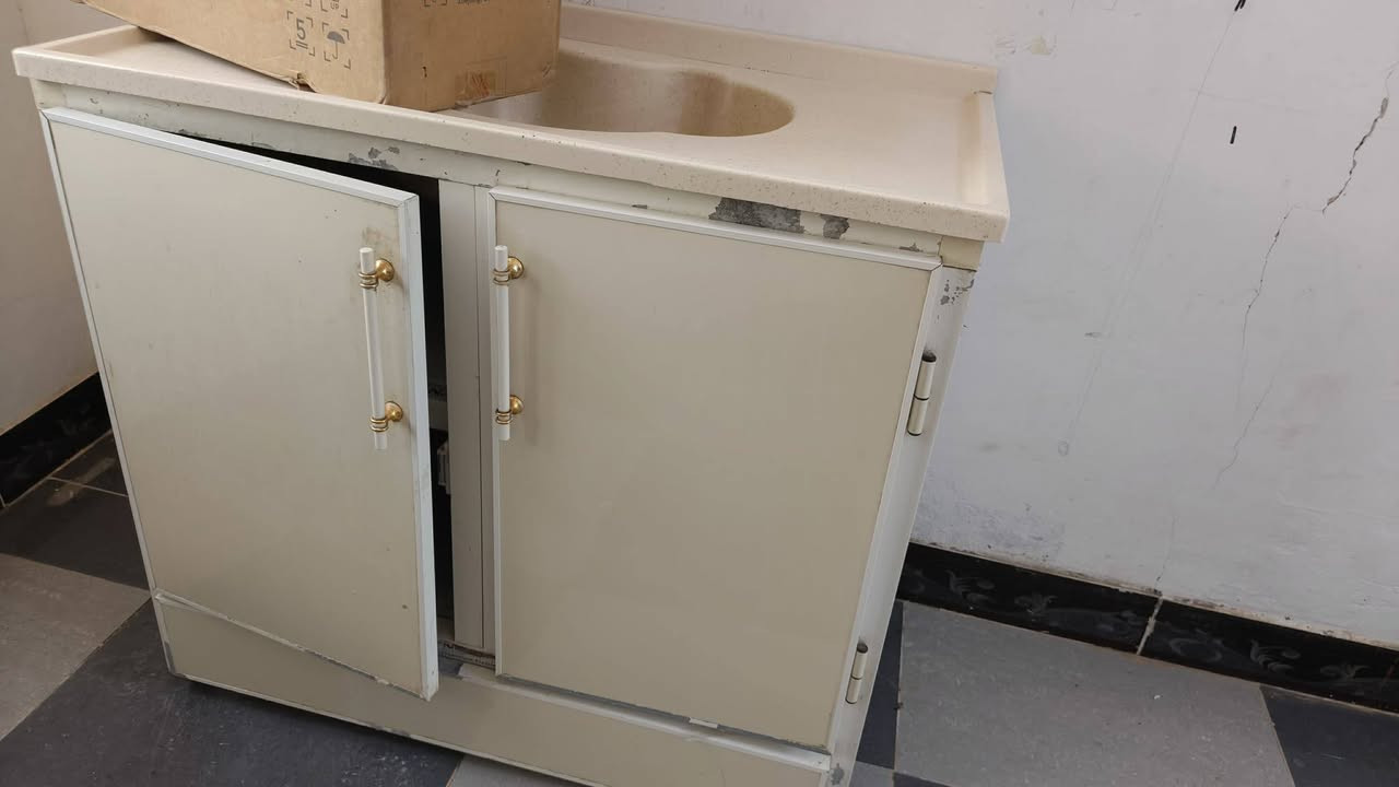 سلام عليكم كاونتر تزكام للبيع نظيف كلش ثلاث قطع السعر ٣٠٠


**إذا كنت صاحب هذا الإعلان وتريد حذفه لأي سبب، رجاءا أرسل رسالة إلى الدعم الفني**