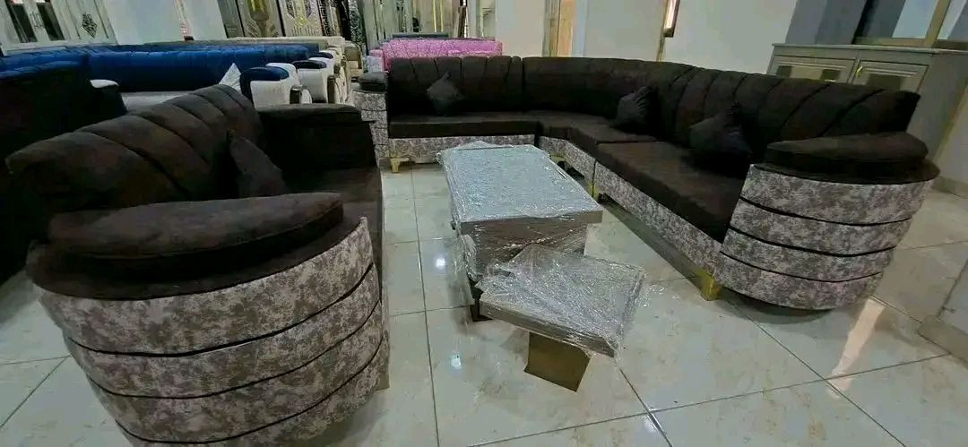 فقط للتواصل واتس #اتصال0956496987
🛑عروض المفروشات المحبة #مليونين و350الف فقط 
😎#طقم #كنب
🔴#المواصفات: 
 ✅  خشب شوح
✅#سفنج ع 11سم. ممتاز اول
✅#قماش مرمرة مخمل
✅#صندوق 😍
✅#الطراحة متحركة مذودة بسحابات لسهولة الغسيل🌙
# قواعد لوكنز مطلي بل لون الدهبي


**إذا كنت صاحب هذا الإعلان وتريد حذفه لأي سبب، رجاءا أرسل رسالة إلى الدعم الفني**