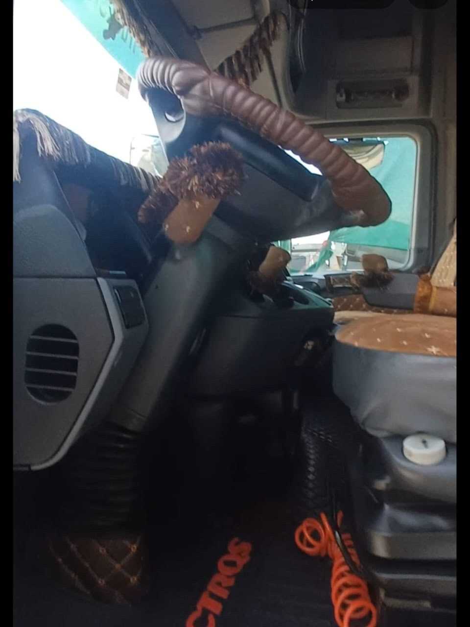 اكتروز سنگل خلفي للبيع ٢٠٠٧كفاله عامه فول ***********وتساب متوفر
