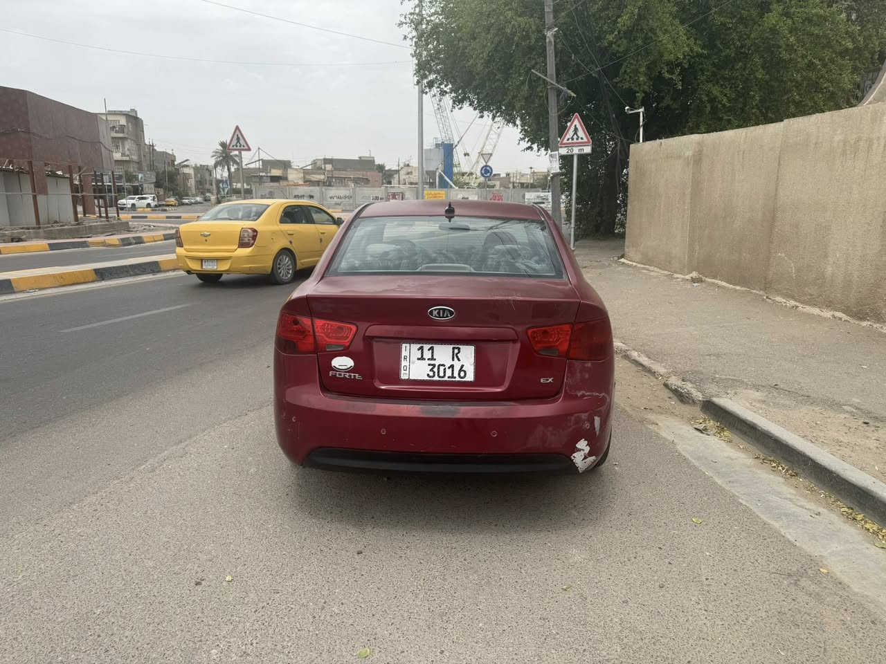 كيا فورتي ٢٠١٠ وارد امريكا احمر اللون
حادث السيارة چاملغ موجود السونار
الخلفي سيارة فول عادي مكينه 2000تبريد خير من الله 
 تخم تاير رقم بغداد مميز 
باسمي تحويل مباشر السعر 75وبيه مجال حك الجيه  مكان 

السيارة بغداد الاتصال ***********
