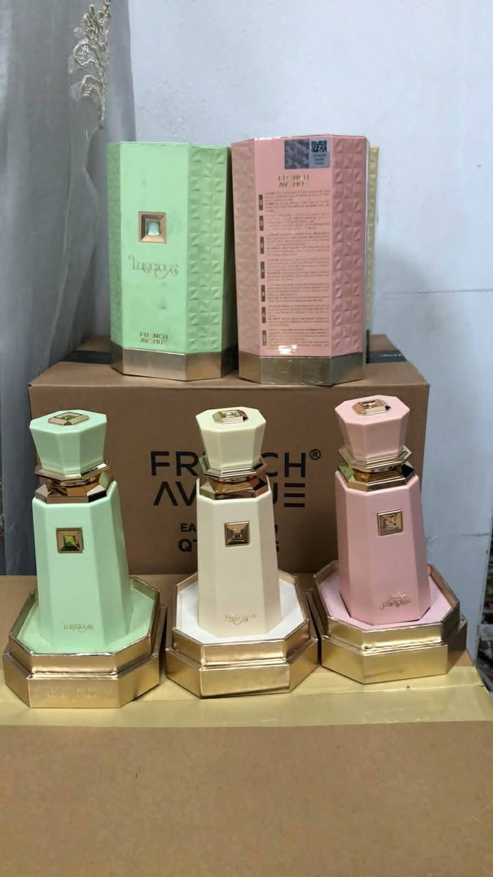 عطر من علامة تجارية إماراتية خاصة يشمل جميع العلامات التجارية تدوم العطور لأكثر من 48 ساعة اطلبها ولن تخسر  يتميز برائحة قوية تناسب الرجال والنساء على حد سواء. لا أعرف كيف أصفها.إنهم مميزون للغاية.السعر أقل من سعر الشركة بس جملە فقط *********** حجز واتس ئپ فایبر  انظم الی التلیجرام   https://t.me/+PEnGS3_mZeNhMzBi
