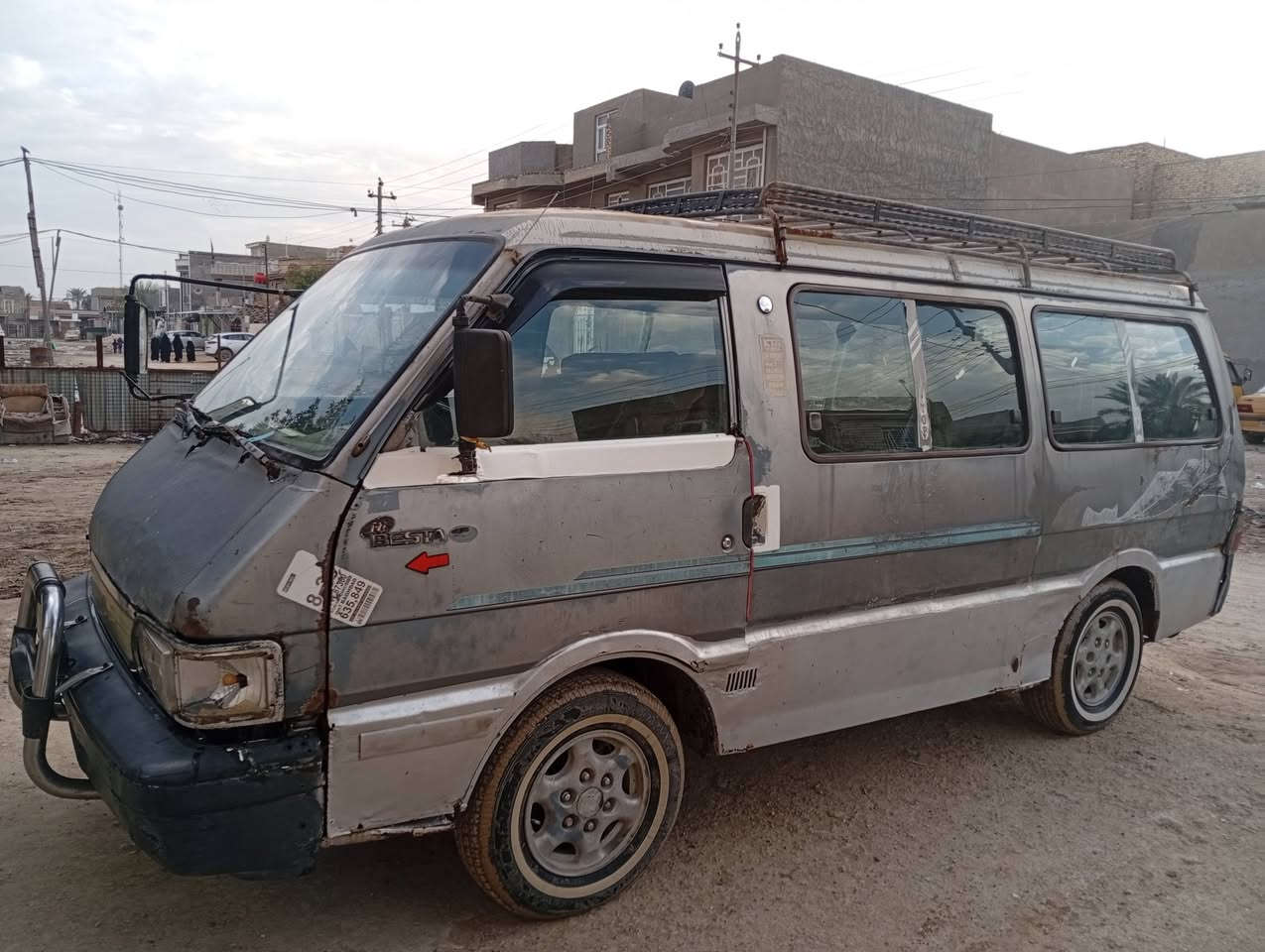 عمي السلام عليكم كيه بسته للبيع مكينه وكير خير من الله المكان بابل الشرايه بي خير ويدلل السياره جاهزه للشغل كله شغال السعر 20 الرقم ***********
