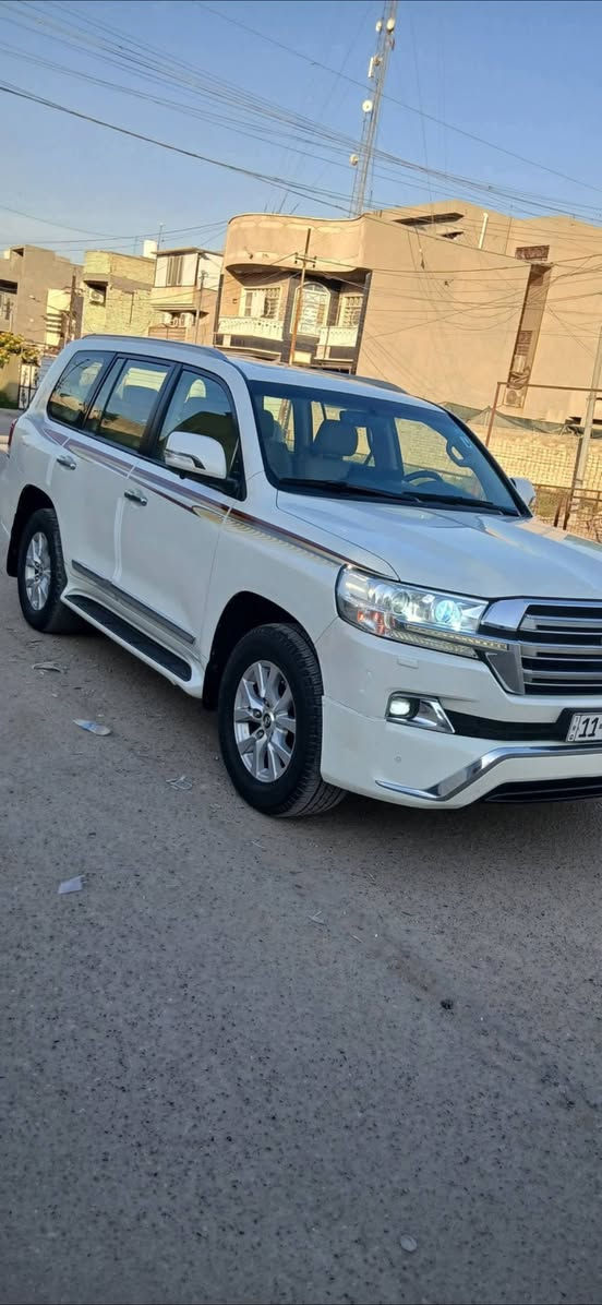 لاندكروز 2017 ساز فول موصفات بصمه فتحه كشن سايق 3 دكم كشنات كهرباء وجلد لايت زنون عالي ناصي تخم تاير سبير منازل يوجد صبغ في البنيد اثر طابوكه بدون اي فتح او طخه مكفوله برغي ممفتوح بسياره ماشيه 140 رقم بغداد الجديد بسمي السعر 450 المكان بغداد مشتل ***********
