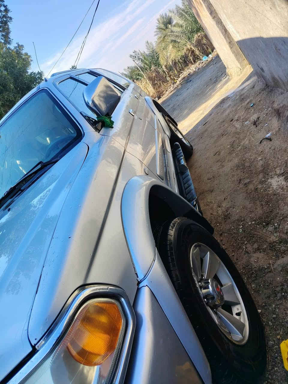 السلام عليكم سياره مديل 8حلوه ونضيفه حدايديه جديده تخم تاير جديد مكفولة من كير ومكينه سياره حلوه ونضيفه دفع رباعي سنويه ال 27 مكان ديوانية غماس السعر 88 وبيه مجال هاذه رقمي للتواصل ***********
