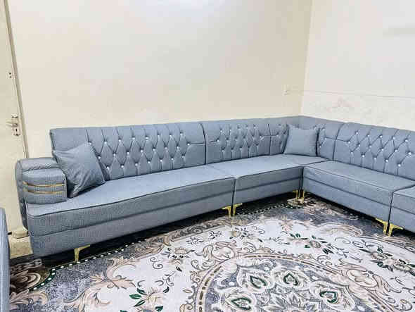 ديوانات جدد اثنين. نفس الشكل 22مقعد 14متر وكوشات 6
القماش كتان والسفنج ضغط عالي 750مكان هبهب لاتصال وتساب *********** واكو سياره توصيل بكروه
