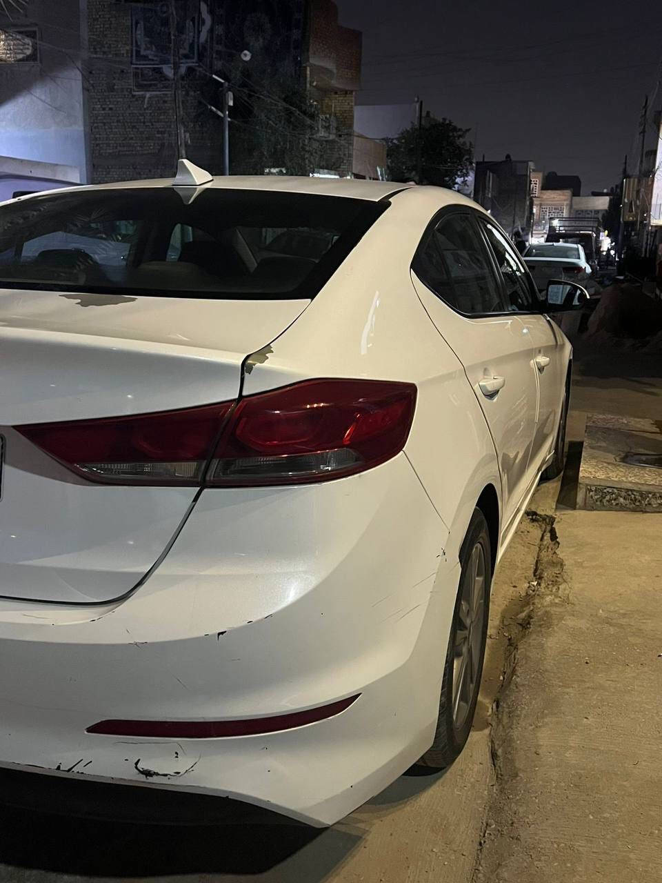 سلام عليكم النترا 17 ابيض صدفي حادثها موضح بالمنشور سونارها كامل مواصفاتها كأمره خلفيه تخم تاير جديد السياره مصروف عليها بطاريه جديده قبل سبوع مسويلها ادامه نوزلات بلكات مجاول السياره مال بيت ماتعبانه السياره ماشيه 88 السعر المطلوب بيها 120 وبيها مجال حك الجيه اوجبك 
للاستفسار : ***********
