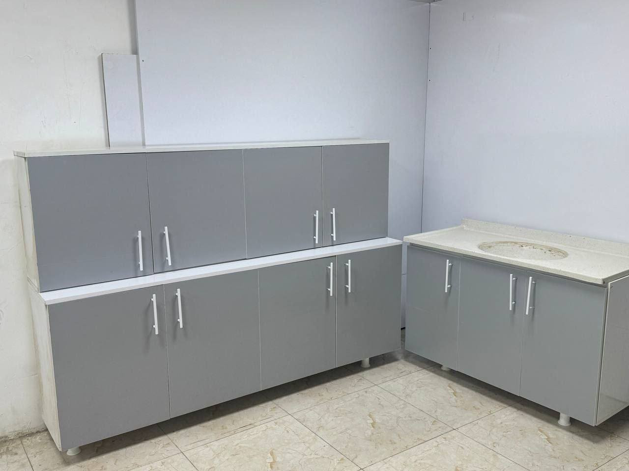 كاونتر خشب mdf 💗 
مترين ارضي وملحق والسنك متر و 20 مرمر 
السعر /250 🤗


**إذا كنت صاحب هذا الإعلان وتريد حذفه لأي سبب، رجاءا أرسل رسالة إلى الدعم الفني**