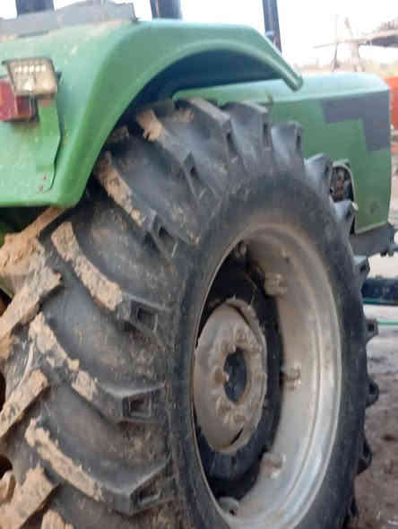 السلام عليكم للبيع مكينه سيرت مكفوله كفاله بدون سعر 7500 وبيه مجال مكانه الديوانية الحمزه الشرقي  ***********
