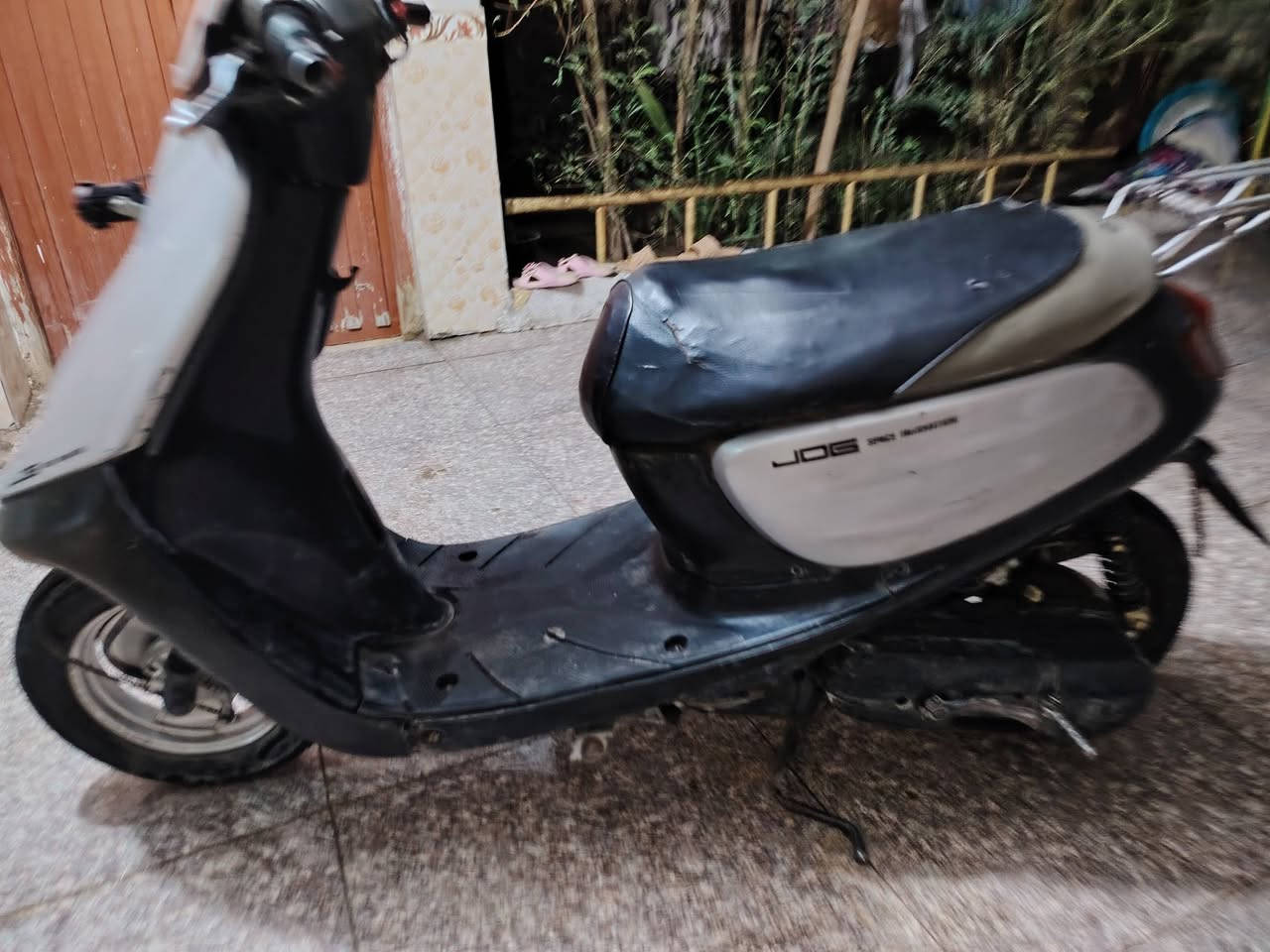 دراجة منغولي نثية 
السعر ٢٠٠ الف
مكاني المركز
للتواصل  على الواتساب
***********
