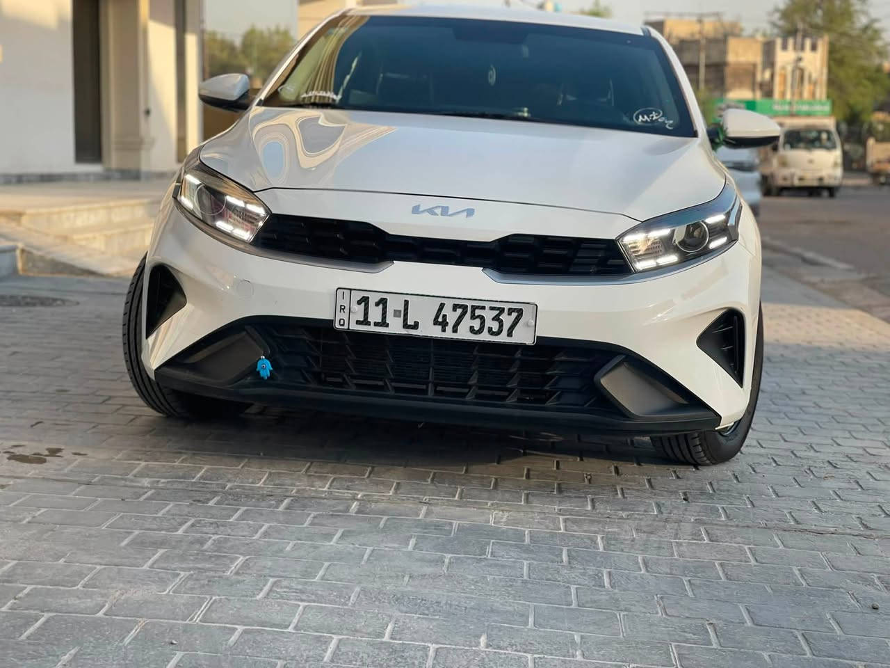 سيراتو  مديل 2024 مكينه 2000 دوش
سياره كفاله عامه من صبغ 

بيها بارد شي كولش بصيط وما مبين موضح بسونار

دومشه عامه كشنات /سفاري /ارضيه 

شاشه تاب /  كامره دمعه اخر صدار /شادهن 250دولار تدعم نضام الاندويد ومطيه جماليه للدشبول

منضومه زنون /عالي/ناصي

تخم تاير جديد /صبغ وياله جدد

 ماشيه 41km

رقم بغداد باسمي 

مكاني بغداد الوشاش

شراي يتصل ***********

السعر 171وبيها مجال بصيط 

سياره جديده وبل عافيه عل ياخذها من كلب ورب
