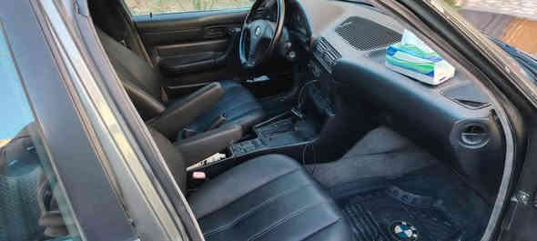 1989   Bmw
السلام عليكم بي ام موديل 89 سيارة
وارد.ياباني. اصل. رقم بغداد باسمي 
اقره المنشور وخابرني وتدلل  كير محرك بلاديات مبدللهة كل القطع  مبدل بيبان عدد 4 مال 95 وبنيد عريض وجاملغات عدد2 وقبق صندوق السيارة صبغتهة تموت كلش حلوة ومصارلهة غيير 4 اشهر من طالعة من الفرن الون رصاصي رمادي بسمي السنوية صاقطة صار سنتين علما الغراض الفديمة كلهن موجودات ونظيفات بس بدلت علمود ميكون معجون بلسيارة جبت قطع كلش جديدة لك مري منفصل شديت مال 95 كير مكينة تمام حدادية زينة ويل شديت مال ميماتي مع طخم تايرات جدد عدد 4 الغرفة مبدل كشنات جدد لك وبطاين   التبريد حاليا حار جامة امامية جديدة رقم الماني بغداد غراض الصندوق كاملة وفرشاتهة كلهن جدد جام 4 كهرباء وسلامتكم بيع او مراوس بكيا حمل  يفضل موديل 9. السعر ٦٥.
***********
