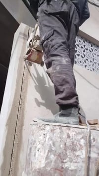 لدينا جهاز كتر لكص سقوف وحياطين ودكتاك    وتفليش بيوت وتنقير حياطين وق...