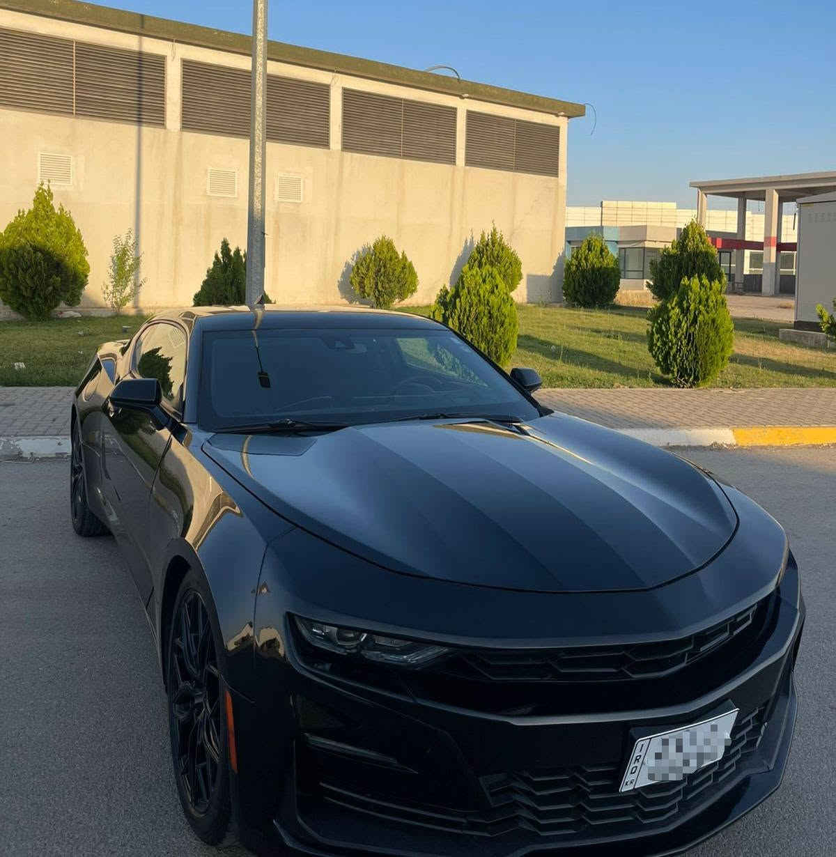 Chevrolet Camaro 2022 (Converted to SS) 🏁
​شتی جوان و دانسقە بۆ فرۆشتن ، سەیارەیەکی زۆر توندوتۆڵ و مەزبوت و بێ کێشە :
• ​مۆدێل: ٢٠٢٢
• ​بزوێنەر: ٦ پستۆن (V6)  
• ​ڕەنگ: ڕەش                   
• ​مواسەفات:فول مواسەفات (کامل گۆڕدراو بۆ شێوەی دەرەوەی SS، ) 
• 
◦ ​تەنها ١ پارچە و پەڵەیەک بۆیاخە
◦ ​بە ناوی خۆمەوەیە ڕەقەم سلێمانی 
◦ ​گێڕ و مەکینە و تەقە و ڕەقەی بەشەرت، هیچ مەسرەفێکی تێدا نییە تازەش پۆڵیش کراوە 
• 
• ​نرخ:١٤,٣٠٠ دۆلار (١٤٣ وەرەقە) و مەعامەلەیەکی زۆر  زۆر کەم 
​📍 شوێن: [ سلێمانی ]
📞 بۆ پەیوەندی : ***********
                             *********** السليمانية, العراق
