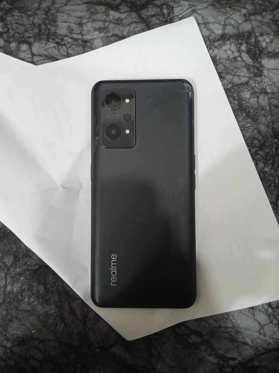 🔥 للبيع – Realme GT Neo 2 (وحش ألعاب) 🔥
💾 الذاكرة: 256 GB
⚡ الرام: 12 GB
⚙️ المعالج: Snapdragon 870
🎮 PUBG Mobile:
90 فريم ثابت
أداء سلس بدون تقطيع
📦 مع الكارتون الأصلي + الشاحن
📍 الموقع: ديالى
🛠️ الحالة:
الجهاز شغال 100%
اللمس ممتاز
طبع خفيف بالشاشة (من تيك توك)
كسر بسيط من الخلف + خدوش استخدام
مناسب للألعاب الثقيلة
💰 السعر: 375,000 دينار
🔁 قابل للتفاوض بالمعقول
📞 للتواصل: خاص / اتصال
***********
