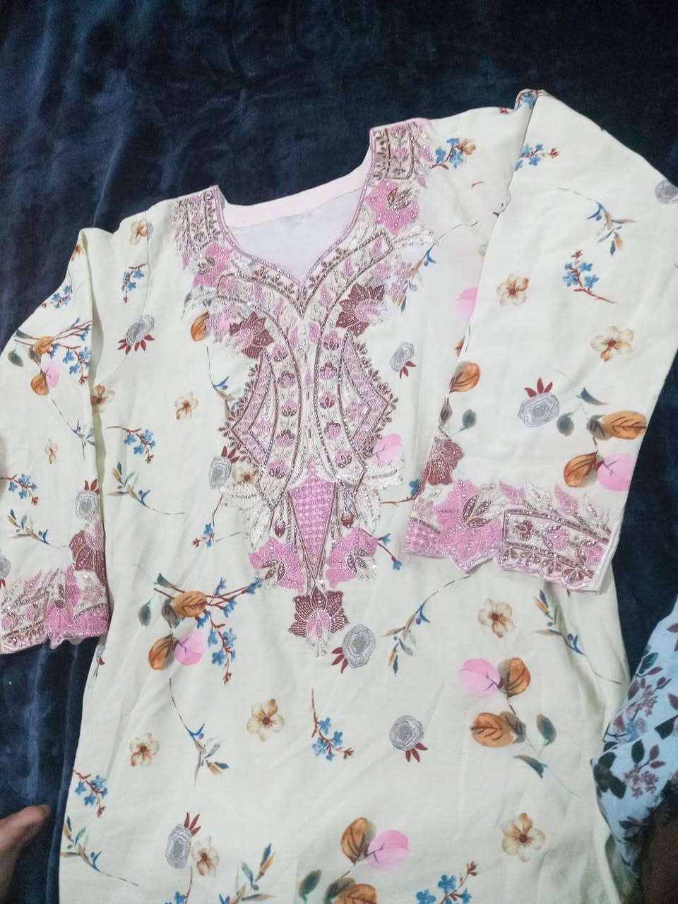 صباح الخير بنات وصل المخور الخليجي بأجمل الألوان و الموديلات النازكه و اسعار مناسبة كميه محدوده سارعو بالحجز توصيل متوفر


**إذا كنت صاحب هذا الإعلان وتريد حذفه لأي سبب، رجاءا أرسل رسالة إلى الدعم الفني**