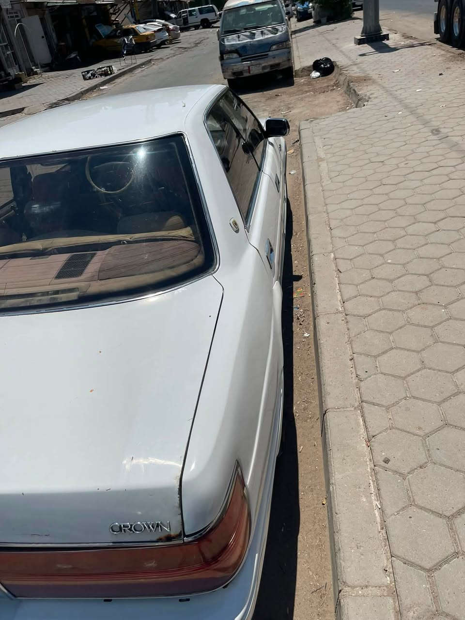 هارتوب موديل 91 للبيع مكفوله من الگص ونقل الجثه والعيب الشرعي بيها صبغ جاملغات ثنين خلفية   فقط تبريد فول 
ستيرن كهربائي 
كشن كهربائي 
كلشي شغال بالسيارة ماعايزه اي شي 
محرك ٢.٥٠٠ 
  رقم نجف انكليزي باسمي
مكان السياره بالنجف  السعر 45 وبيهه مجال حگ الجيه
للأستفسار ***********
